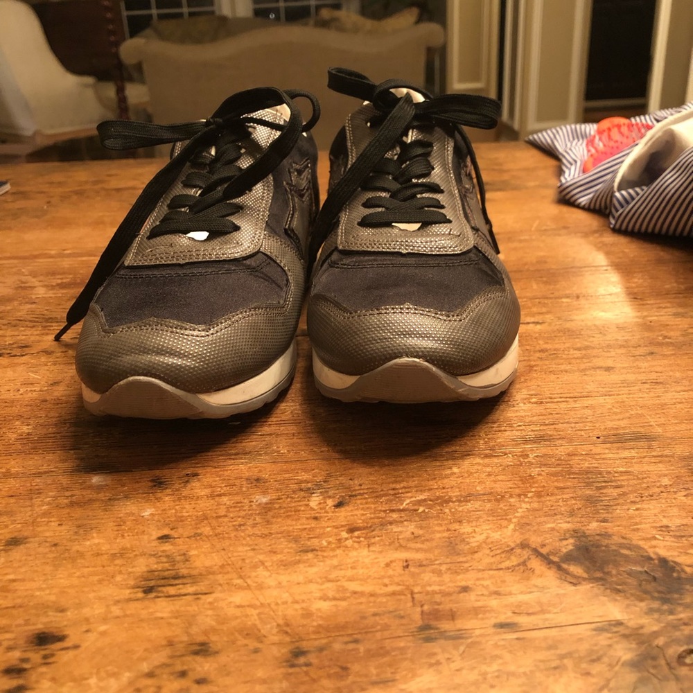 Fashion sneakers
